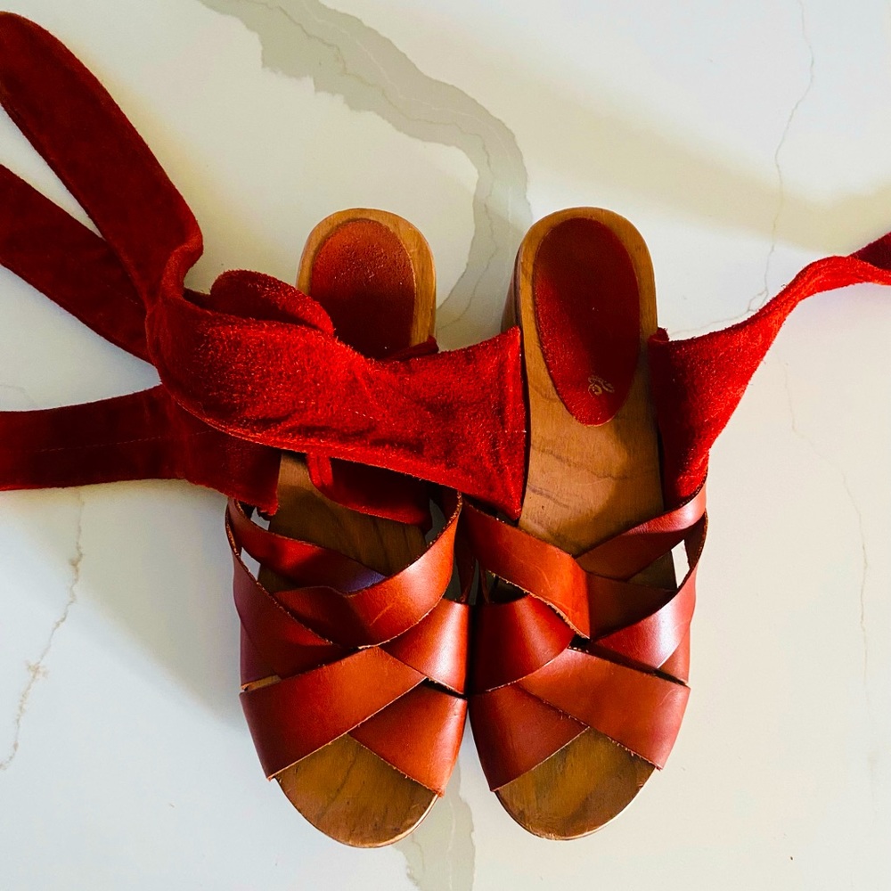 Free People wooden platform + leather + suede tie sandals, size 8/Eur 38